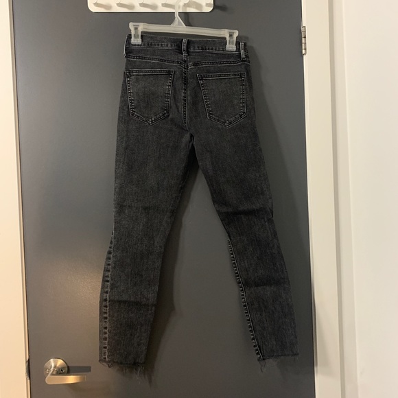 Gap Denim true skinny distressed black wash jeans size 27 - Picture 2 of 8